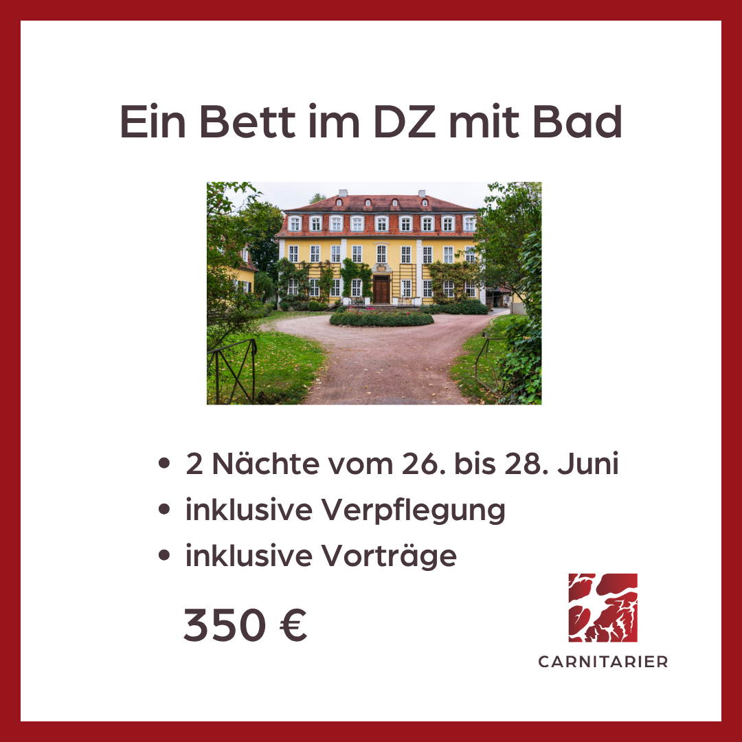 Ein Bett im Damen- bzw. Herren-Doppelzimmer mit Bad